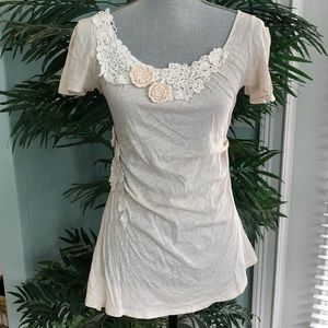 Anthropologie Deletta Top Tee Crochet Flowers